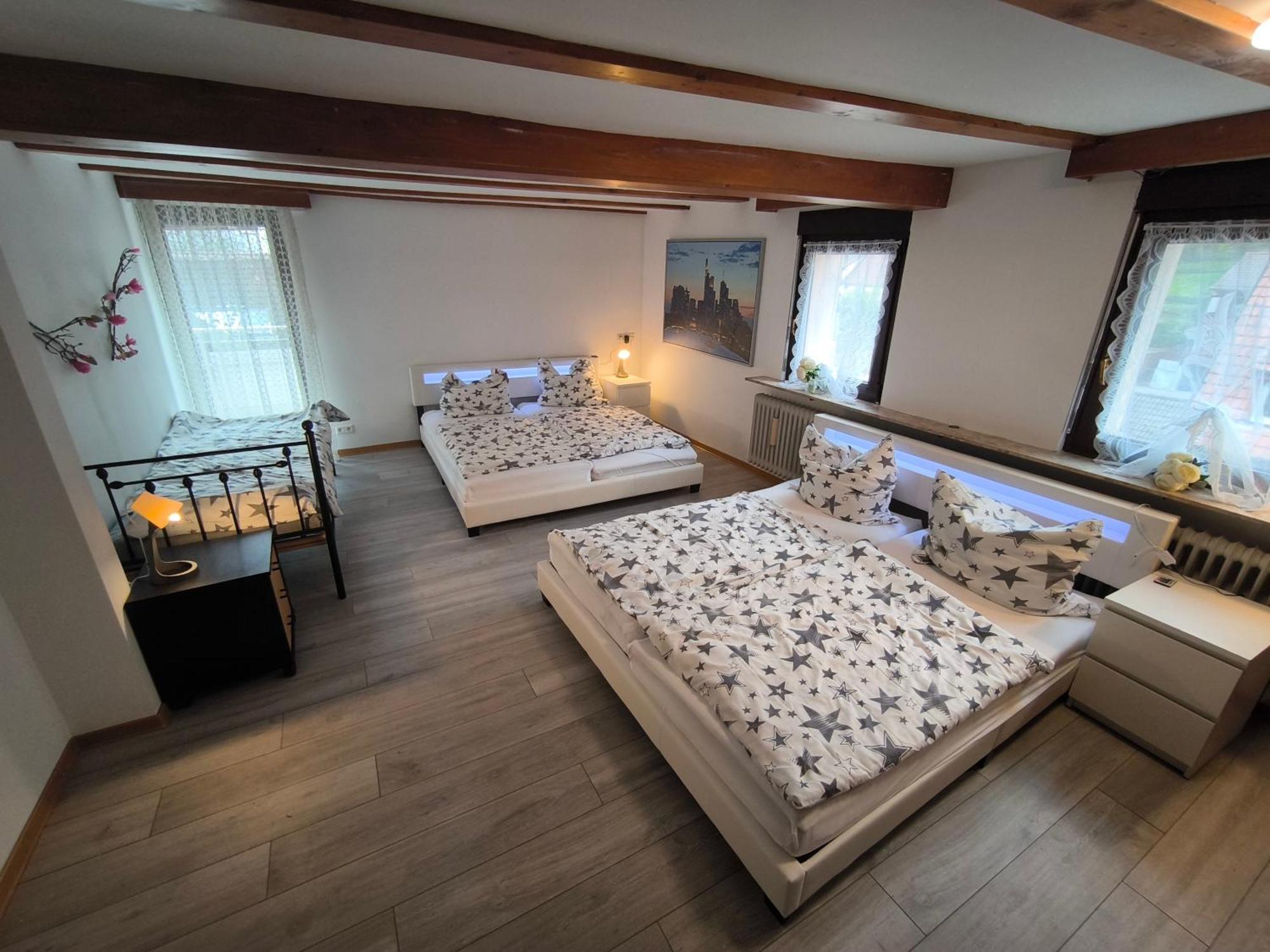 Private Guesthouse Mt Dossenheim Luaran gambar